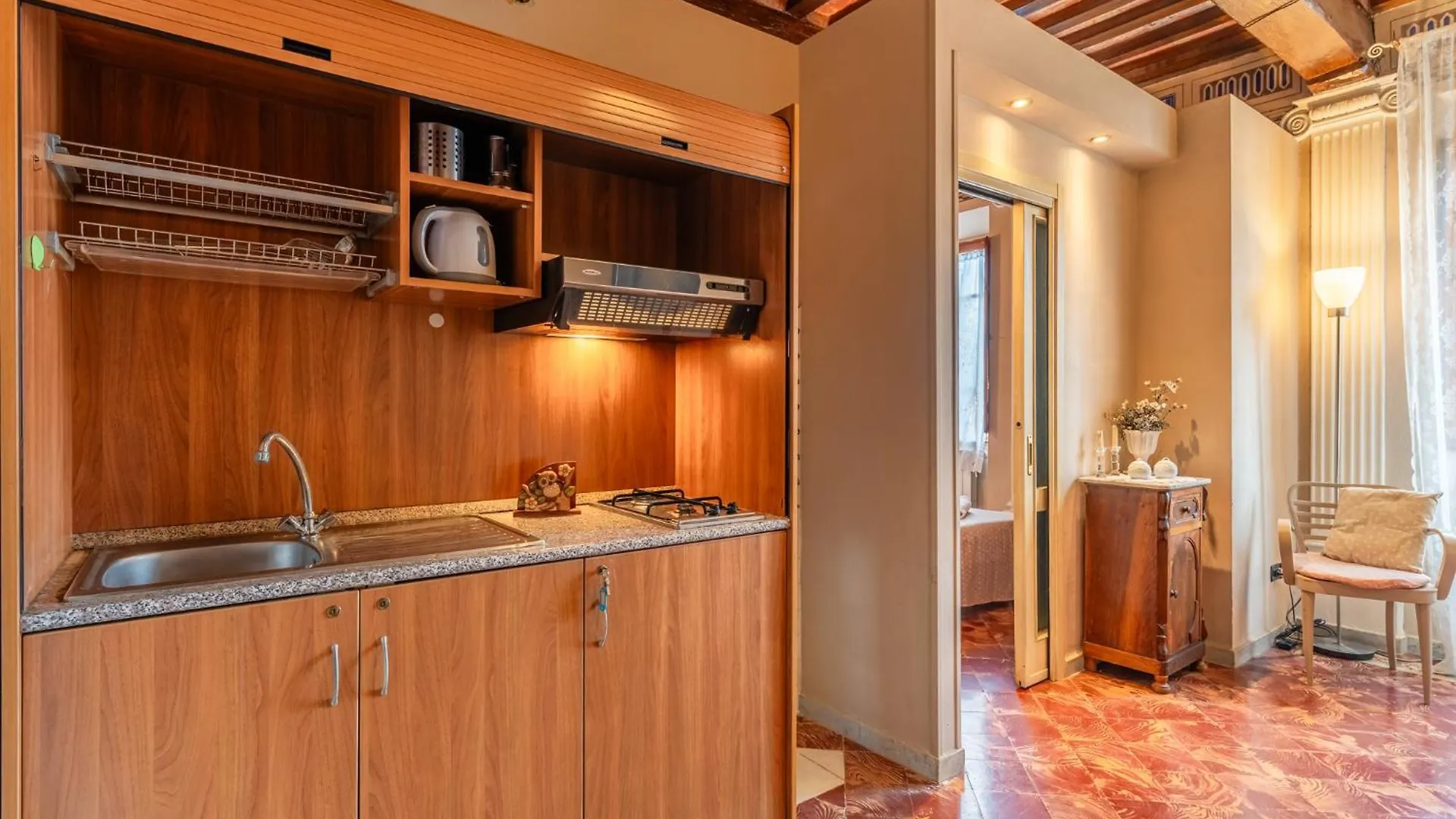Romantic Suite Near Pisa Lucca Bientina Apartmán